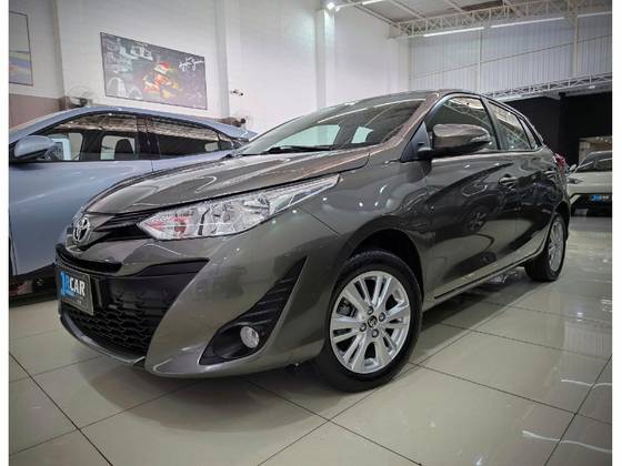 TOYOTA YARIS 1.3 16V FLEX XL MULTIDRIVE TOYOTA YARIS 1.3 16V FLEX XL MULTIDRIVE